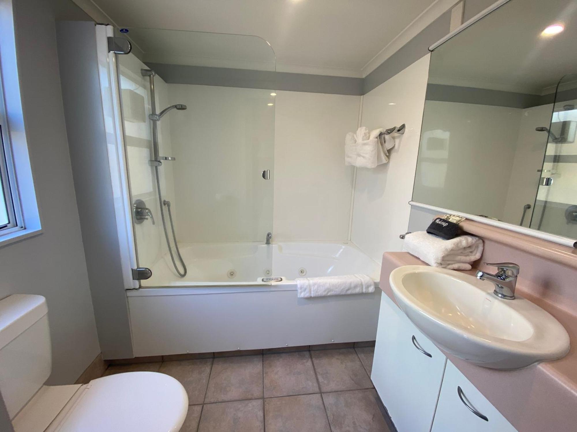 Lakeside Taupo Motel Εξωτερικό φωτογραφία