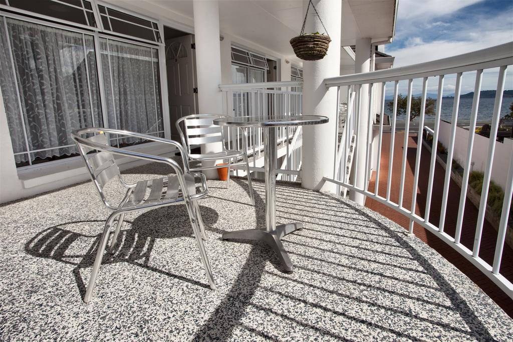 Lakeside Taupo Motel Εξωτερικό φωτογραφία
